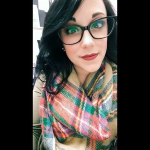 Meet your Posher, Mauree